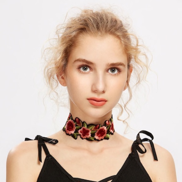 🌺Flower choker🌺 - Picture 1 of 7